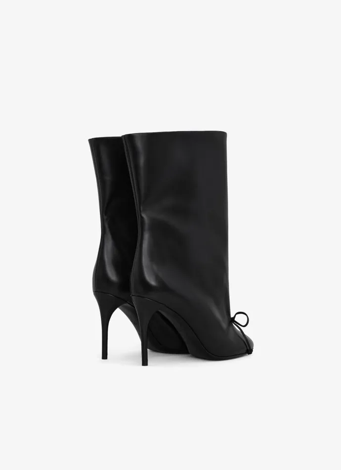 Alaa Boots and Ankle Boots DECOLLETE LOW BOOTS IN LAMBSKIN Black 8211 Women Alaa Boots and Ankle Boots DECOLLETE LOW BOOTS IN LAMBSKIN Black 8211 Women