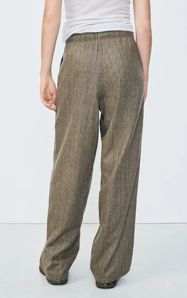 American Vintage Trousers Women Trousers Dirow Taupe Stripes American Vintage Trousers Women Trousers Dirow Taupe Stripes