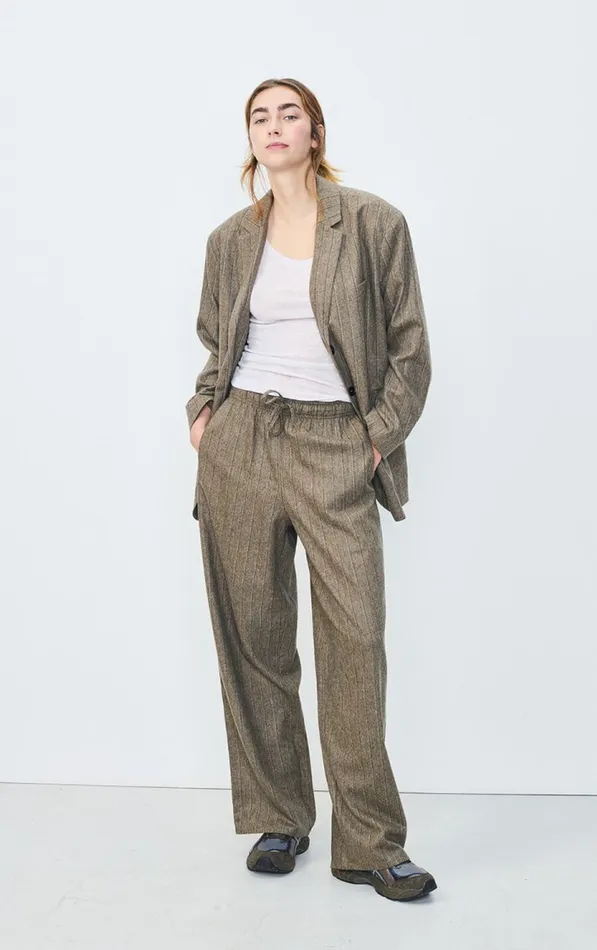 American Vintage Trousers Women Trousers Dirow Taupe Stripes American Vintage Trousers Women Trousers Dirow Taupe Stripes