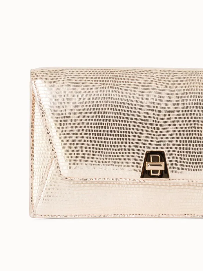 Anouk Envelope Bag With Shiny Lizard Finish Stucco Met Women Akris Shoulder Bags