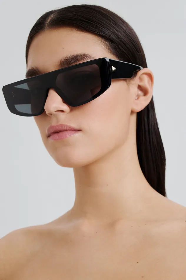 Eyewear Scanlan Theodore Women ST FLAT TOP II SUNGLASSES BLACK