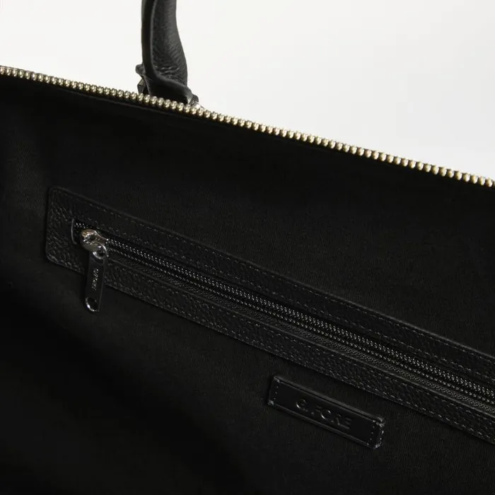 GFORE Luggage and Bags MenWomen EMBOSSED SKULL and TEES LEATHER WEEKENDER Onyx GFORE Luggage and Bags MenWomen EMBOSSED SKULL and TEES LEATHER WEEKENDER Onyx