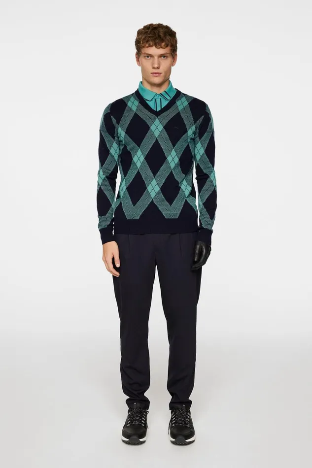 JLindeberg Billy V Neck Knit Men Knitwear