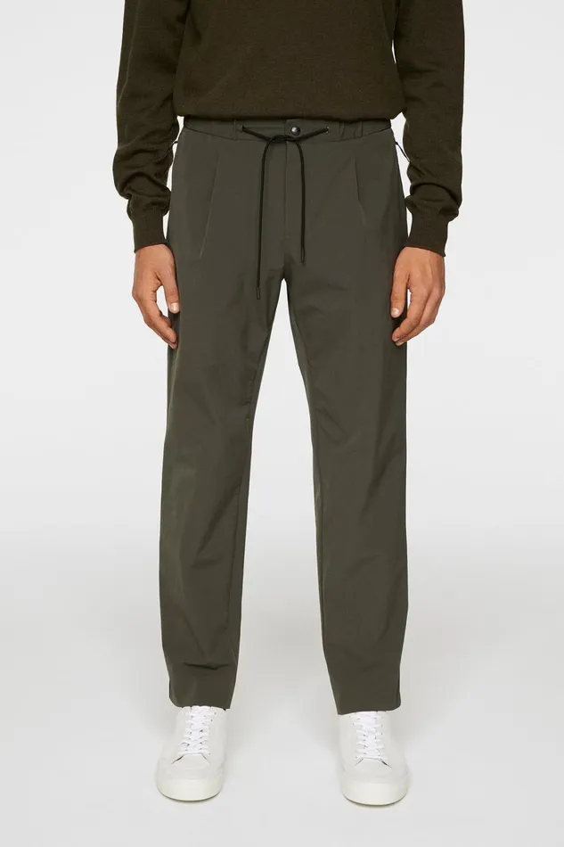 JLindeberg Jin Ds Pleated Pants Men Trousers