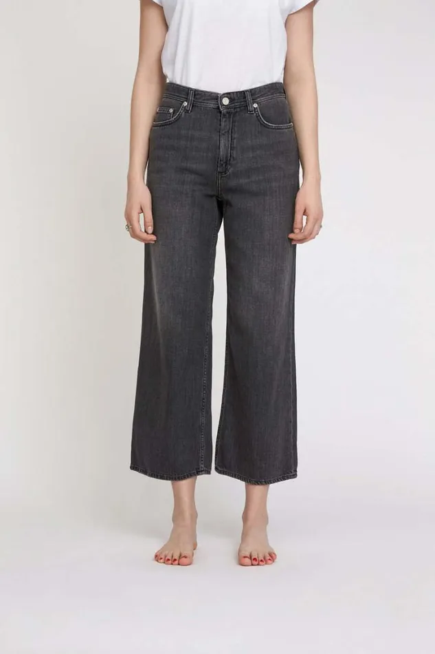 Kiri 8211 Original Black Women Won Hundred Jeans