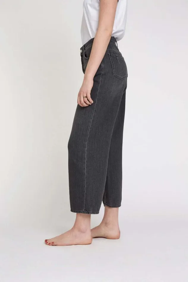 Kiri 8211 Original Black Women Won Hundred Jeans