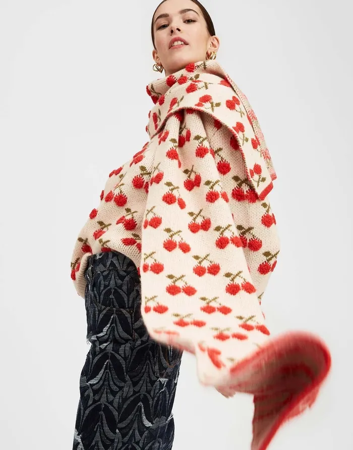 La Doublej Cherry Scarf Off White In Wool Women Foulards and Scarves