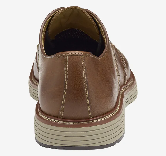 LaceUps Upton Wingtip Tan Full Grain 8211 Johnston and Murphy Men