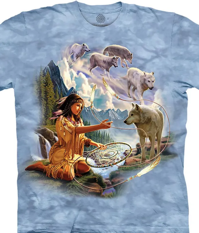 Liquid Blue TShirt Men Dreams Of Wolf Spirit Classic Cotton TShirt