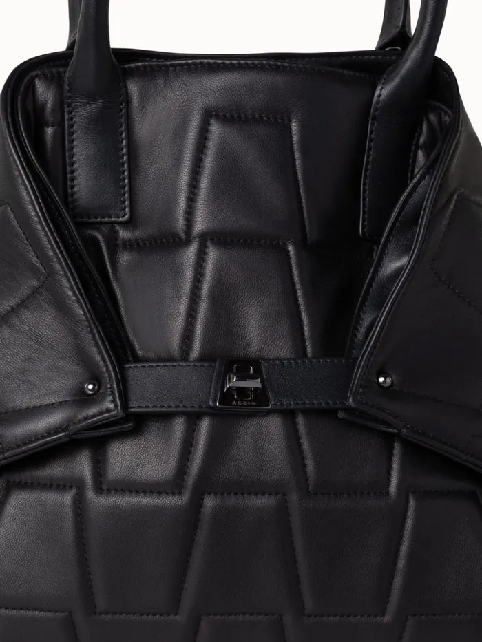 Medium Ai Messenger Bag In Trapezoid Quilt Black Women Akris Tote Bags