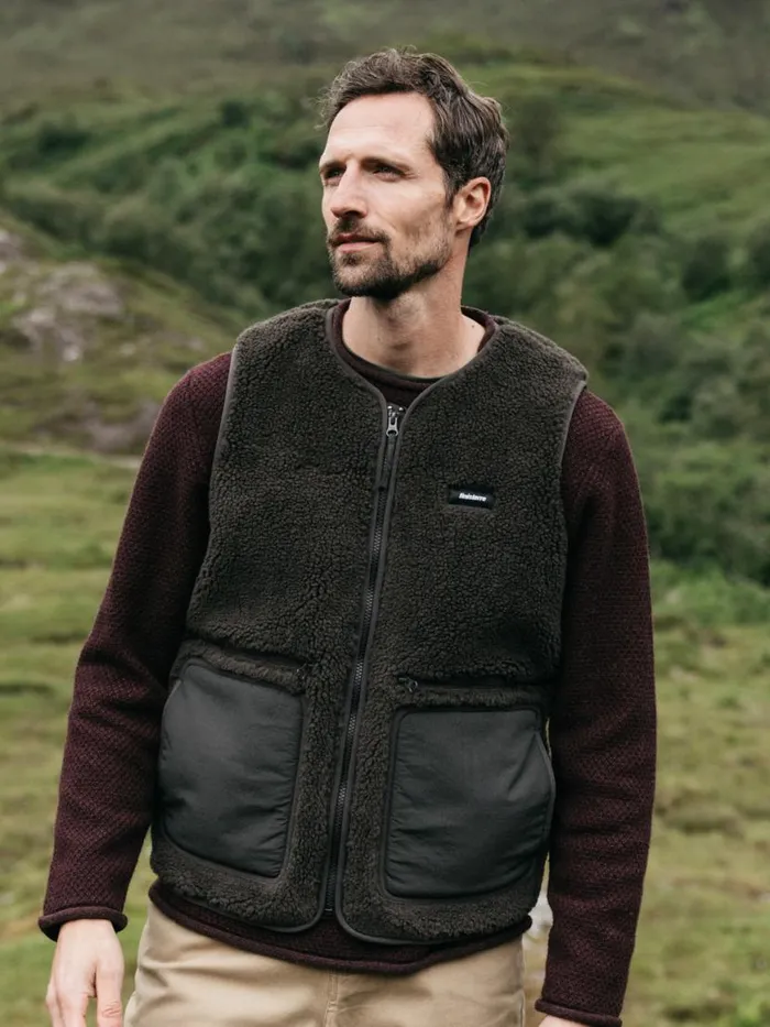 Men Orsik Fleece Gilet Raven Black Finisterre Jackets Coats and Gilets