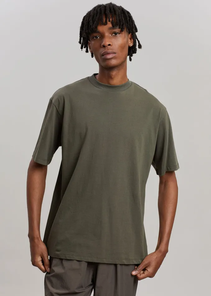 MenWomen Evora Tee 8211 Olive The Frankie Shop Tops