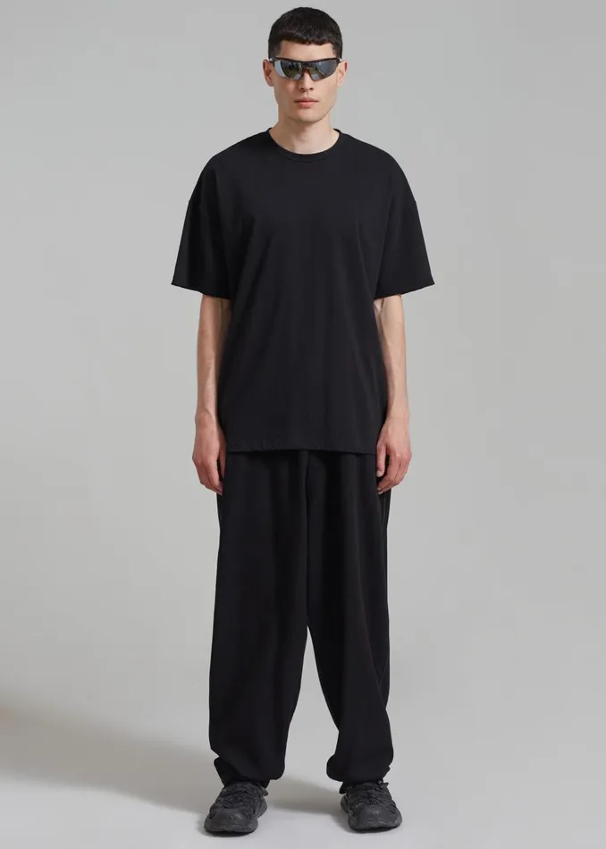 MenWomen Faro Boxy Tee 8211 Black The Frankie Shop Tops