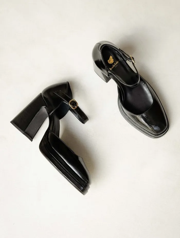 Michelle Black Vinyl Women Bobbies Pumps and Mary Janes
