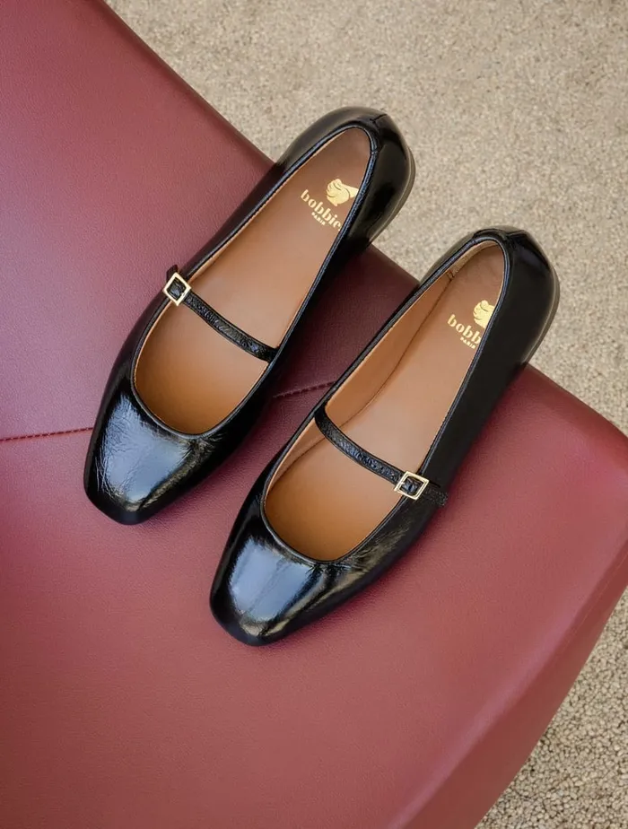 Mikie Black Vinyl Women Bobbies Ballet Flats