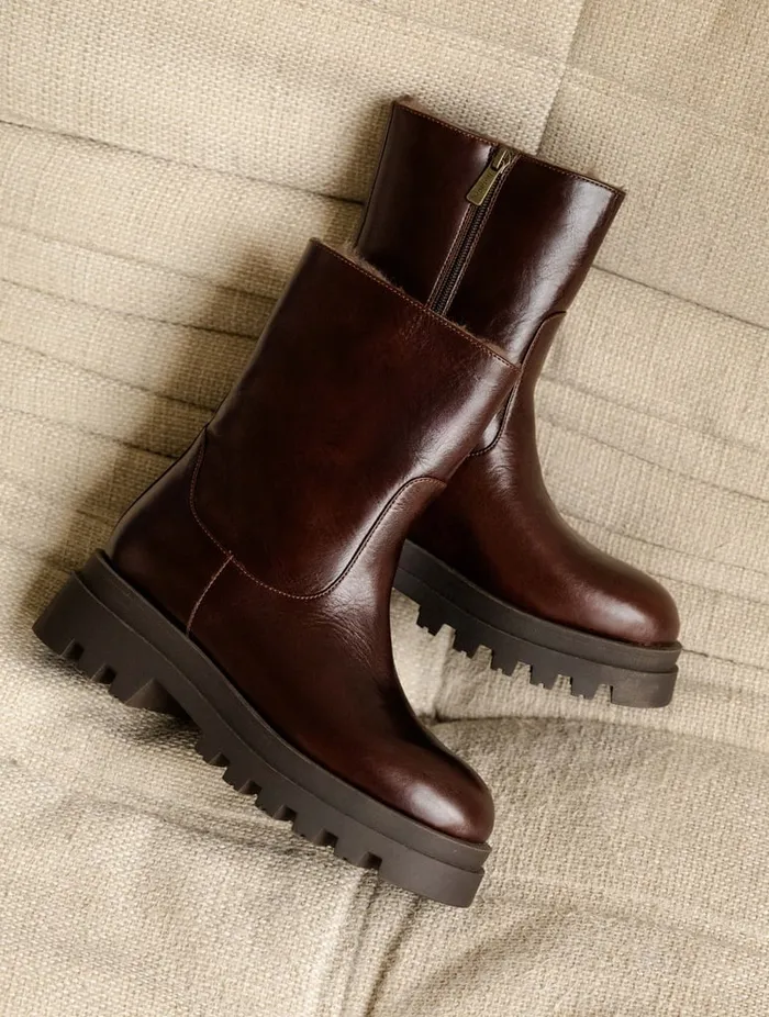 Molly Irish Coffee Women Bobbies Ankle Boots