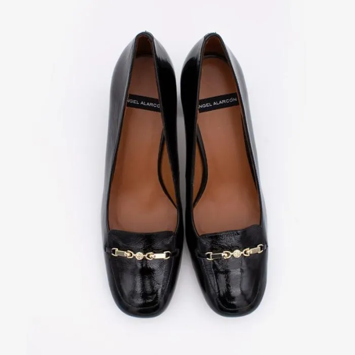 ngel Alarcn Heeled Shoes Woman JALCA 8211 Shiny Lelather Pump With Comfortable Heel And A Gold Trim