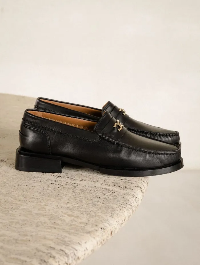 Nicky Passion Black Women Bobbies Loafers and Derbies