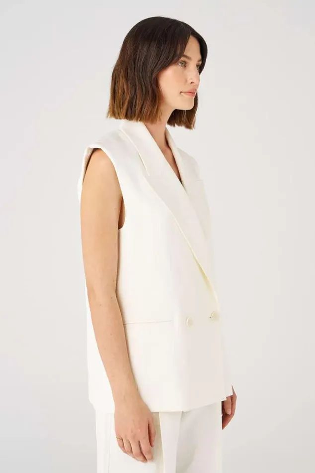 Oroton Jackets and Outerwear Sleeveless Waiter039s Jacket Cream 8211 Women