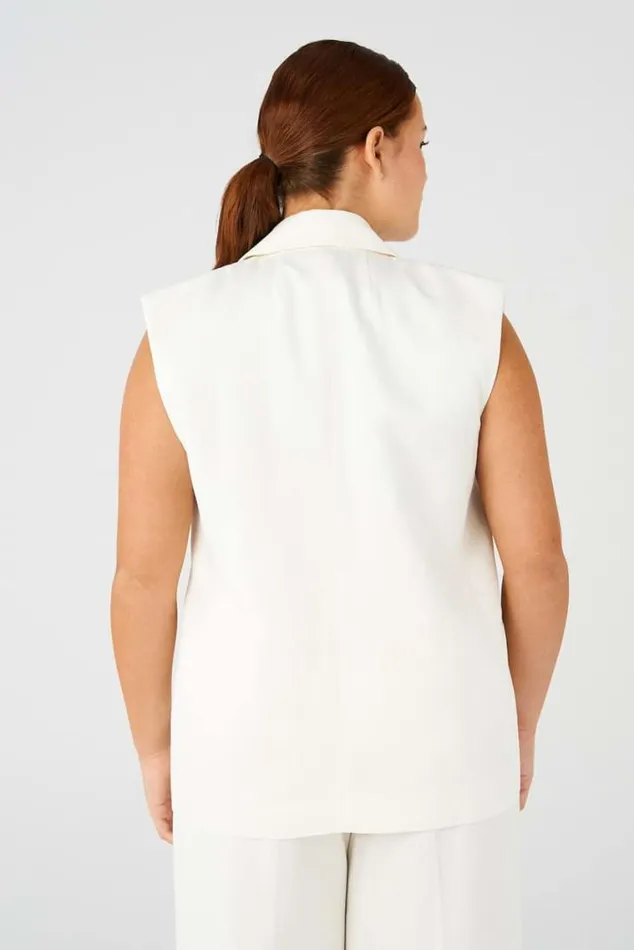Oroton Jackets and Outerwear Sleeveless Waiter039s Jacket Cream 8211 Women