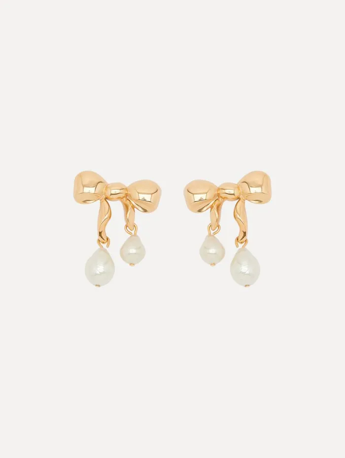 Oscar De La Renta Heart and Bow Pearl Earrings Gold Women Earrings