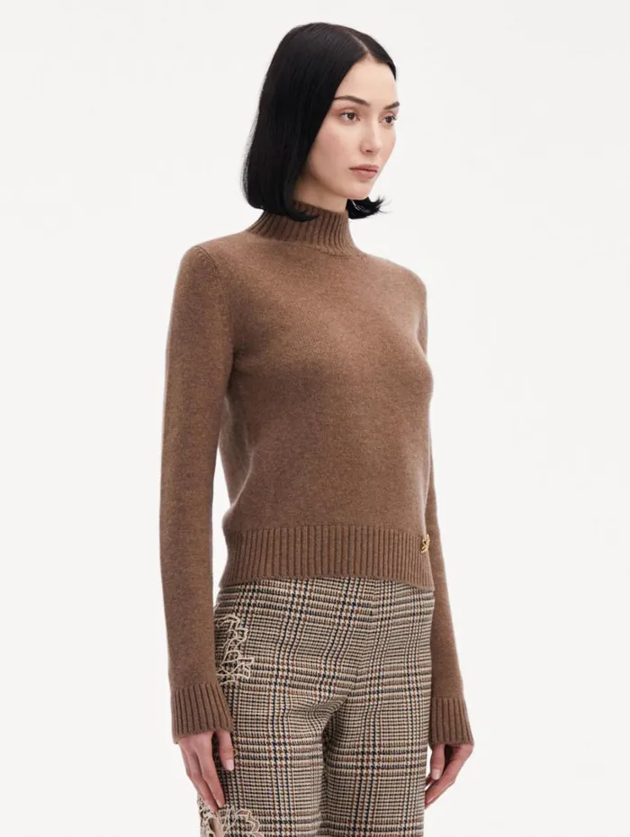 Oscar De La Renta O Flower Mock Neck Cashmere Pullover Brown Women Blouses and Knits Oscar De La Renta O Flower Mock Neck Cashmere Pullover Brown Women Blouses and Knits