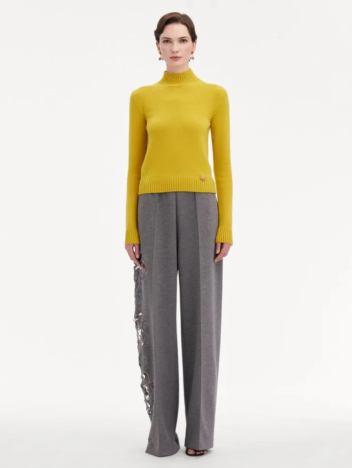 Oscar De La Renta O Flower Mock Neck Cashmere Pullover Ginger Women Blouses and Knits Oscar De La Renta O Flower Mock Neck Cashmere Pullover Ginger Women Blouses and Knits