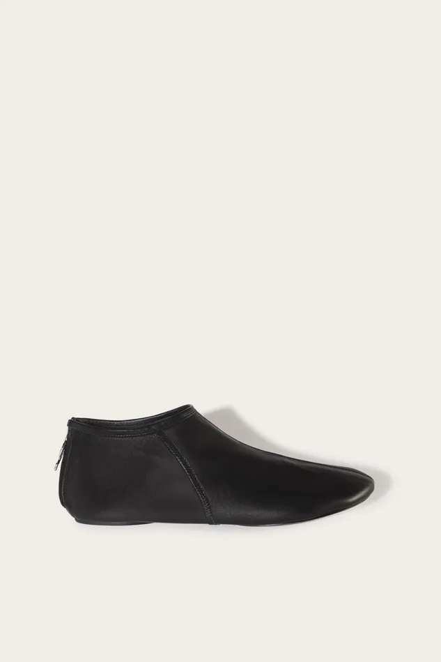 Shoes Women PUCCI Leather Flat Shoes