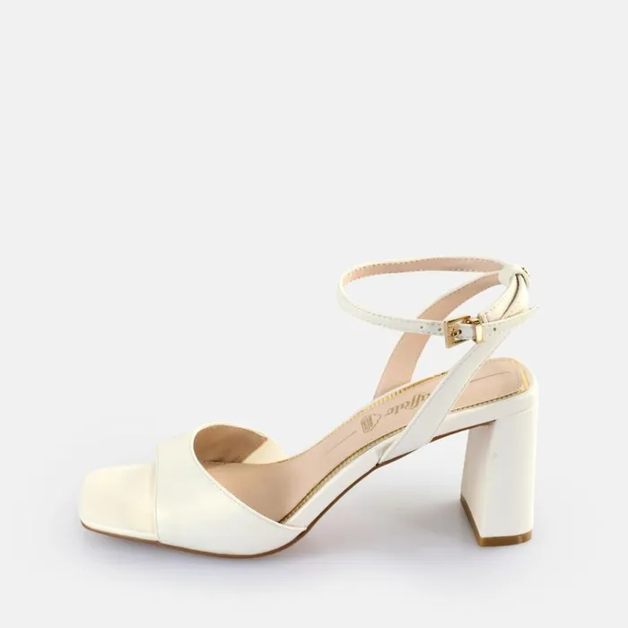 Shop Heels BUFFALO April Neat White