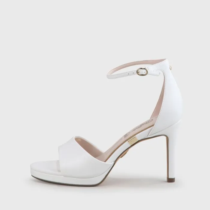 Shop Heels BUFFALO Ronja White
