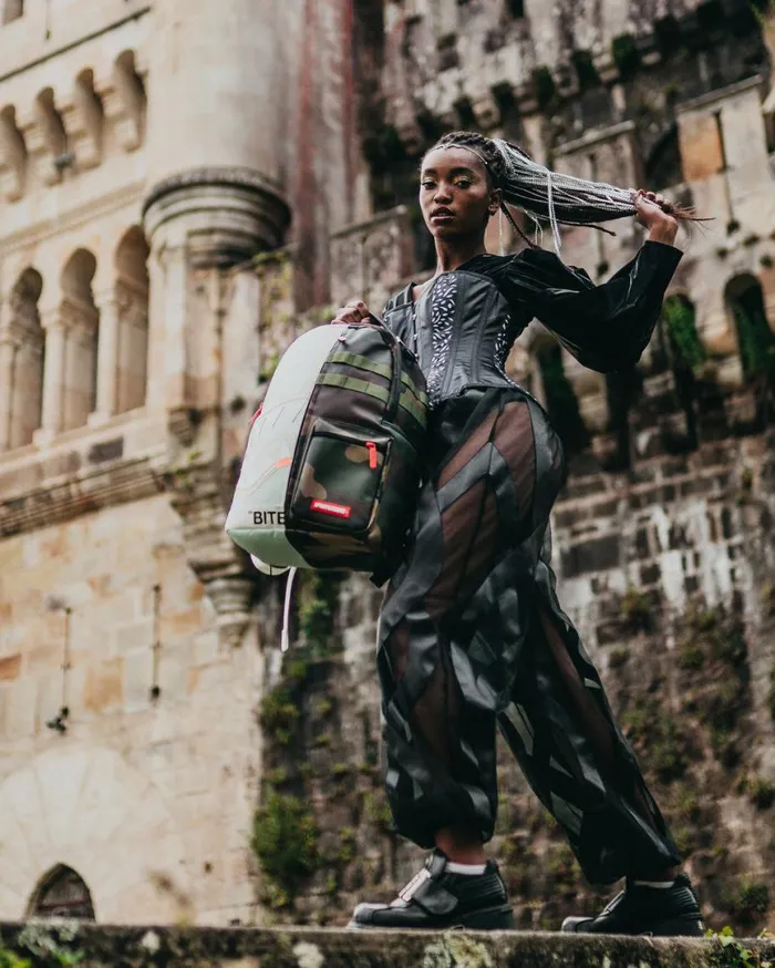 SPRAYGROUND Backpacks SPLIT WEIRD BACKPACK DLXV 8211 Universal SPRAYGROUND Backpacks SPLIT WEIRD BACKPACK DLXV 8211 Universal