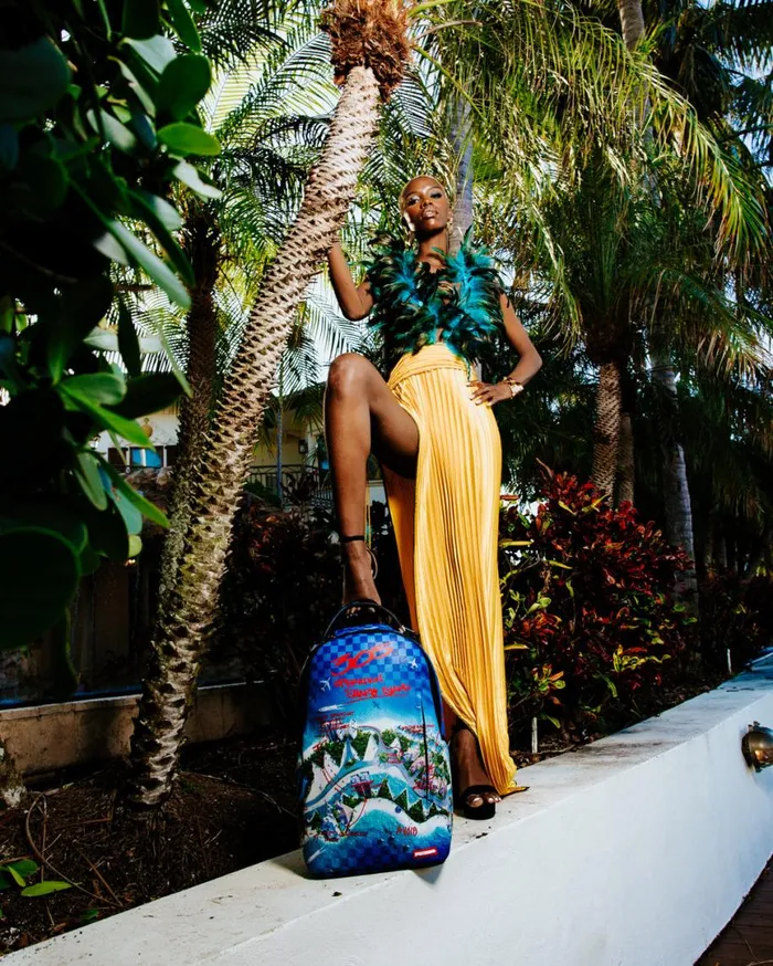 SPRAYGROUND Backpacks THE 305 SHARK ISLAND BANK HEIST BACKPACK 8211 Universal