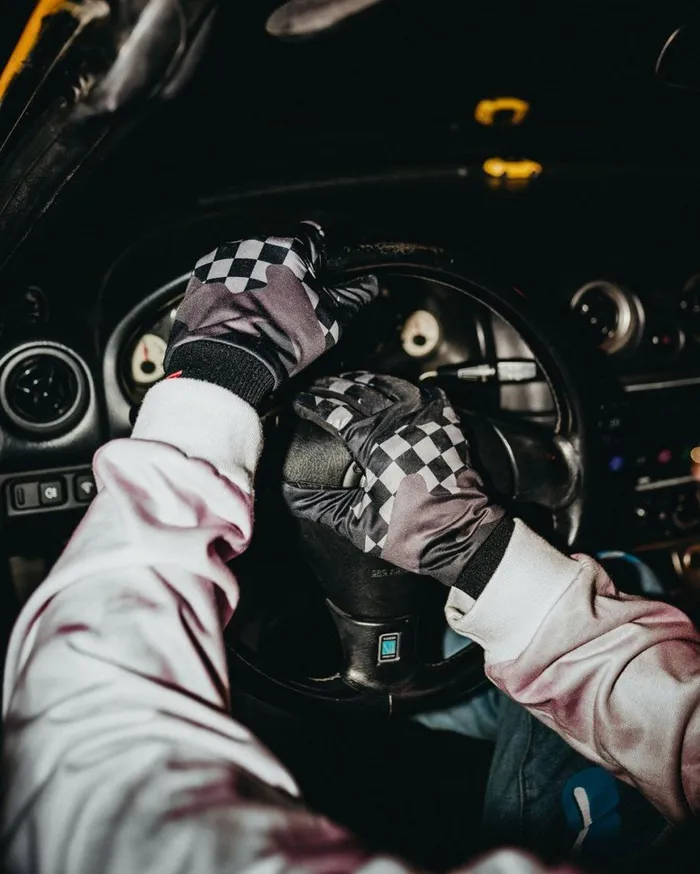 SPRAYGROUND Gloves 3AM NEVER SLEEP GLOVES 8211 Universal SPRAYGROUND Gloves 3AM NEVER SLEEP GLOVES 8211 Universal