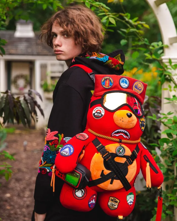 SPRAYGROUND Teddy Bear Backpacks THE GLOBAL EXPEDITION MONEYBEAR TEDDYBEAR BACKPACK 8211 Universal