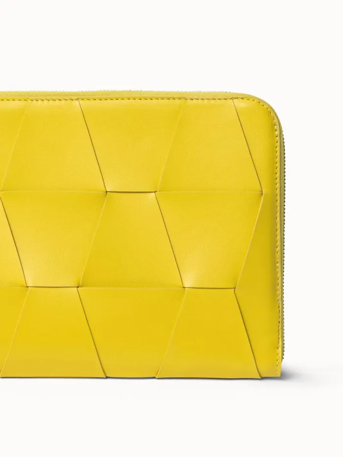 Tassle Pouch In Braided Trapezoids Candle Women Akris Clutches