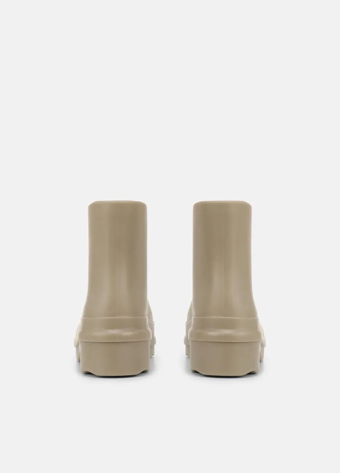 Vince Boots Women Nia Rainboot Light Straw