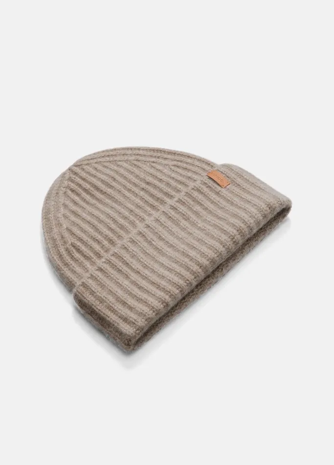 Vince Scarves Hats and Gloves Women Plush Cashmere Chunky Knit Hat Heather Hazel