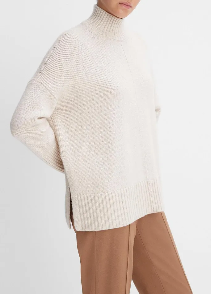 Vince Sweaters Women Wool And Cashmere Trapeze Turtleneck Sweater Heather Latte