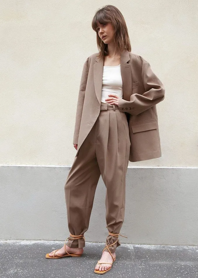 Women Bea Suit Pants 8211 Latte The Frankie Shop Bottoms