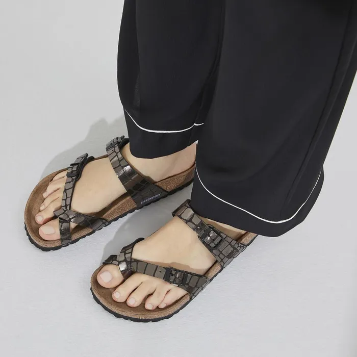 Women Birkenstock Thong Mayari Gator Gleam Black