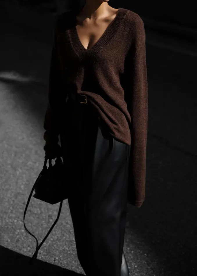 Women Brayden V Neck Sweater 8211 Brown The Frankie Shop Knitwear