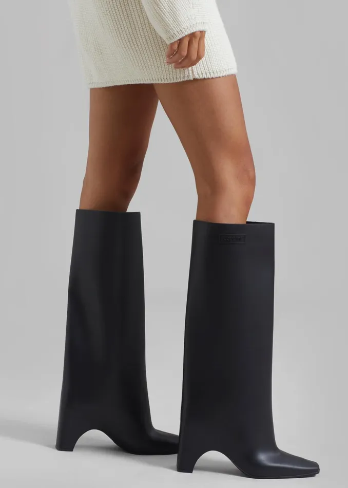 Women Coperni Rubber Bridge Boots 8211 Black The Frankie Shop