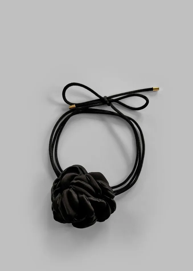 Women Jo Flower Accessory 8211 Black The Frankie Shop