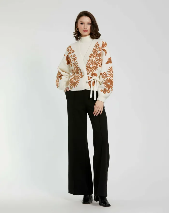 Women Mac Duggal Cropped Knit Cardigan With Floral Details Ecru Knitwear