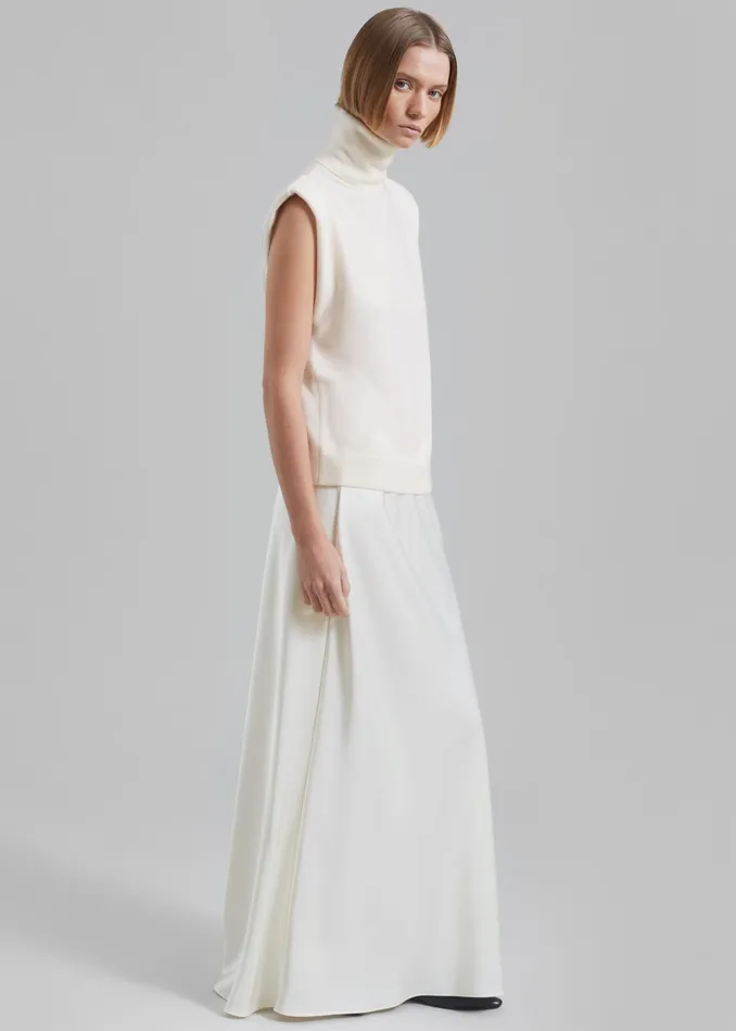 Women Nadia Thin Padded Sleeveless Turtleneck 8211 Ivory The Frankie Shop Knitwear