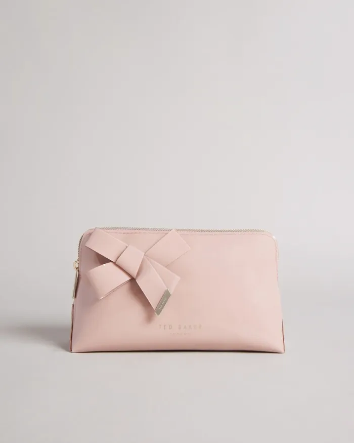 Women NICOLAI 8211 Glossy Bow Embellished Makeup Bag Pale Pink Ted Baker Wash and Makeup Bags Women NICOLAI 8211 Glossy Bow Embellished Makeup Bag Pale Pink Ted Baker Wash and Makeup Bags
