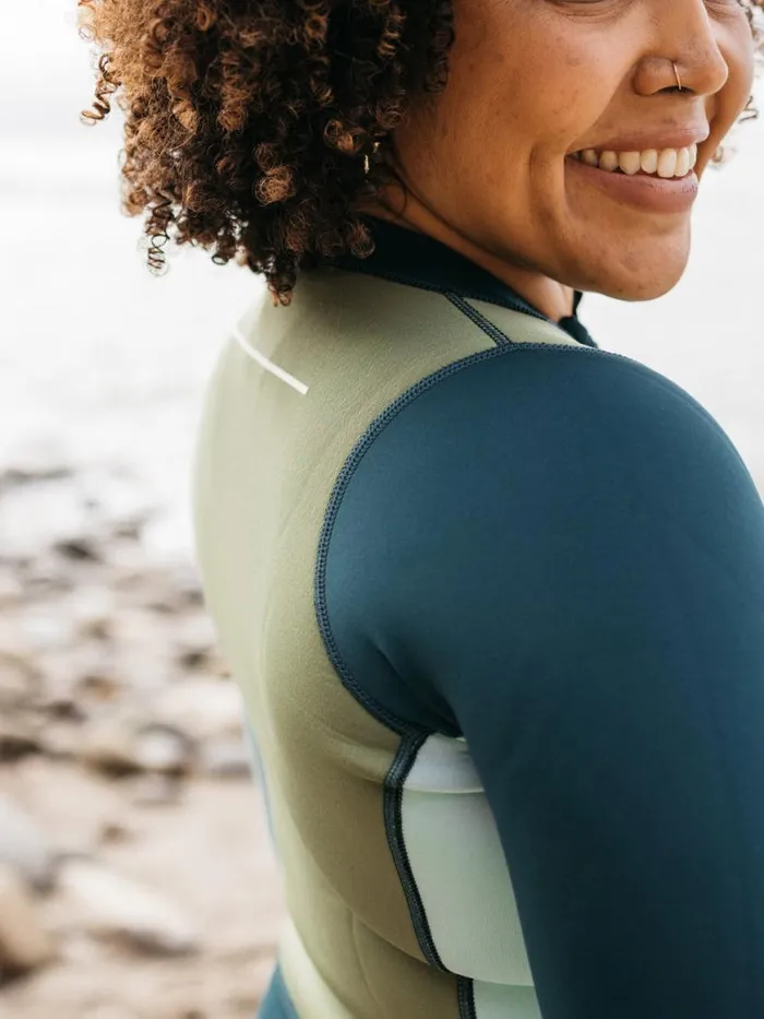 Women Nieuwland 2mm Yulex Long Sleeve Top Tealkhakiaqua Finisterre Swimwear and Bikinis
