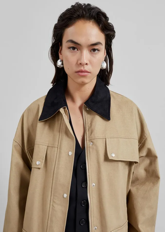 Women Stevan Contrast Collar Cargo Jacket 8211 Beige The Frankie Shop Outerwear