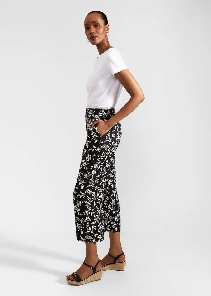 Women Trousers Hobbs Eve Crop Trousers Black Cream